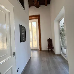La Bella Luxury And Travel Solution Maison d'hôtes